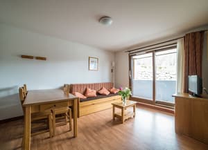 thumbnail: Living area