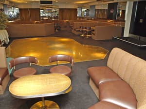 thumbnail: Nightclub