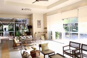 thumbnail: Interior entrance