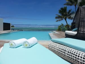 thumbnail: Outdoor spa tub