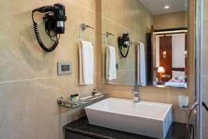 thumbnail: Room amenity