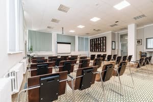 thumbnail: Business center