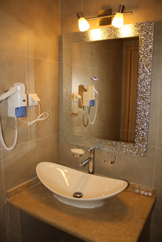 Jetted tub