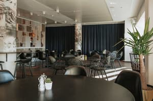 thumbnail: Dining