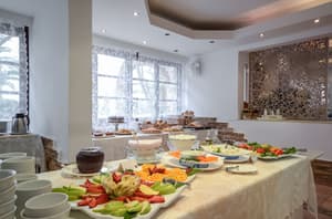 thumbnail: Dining
