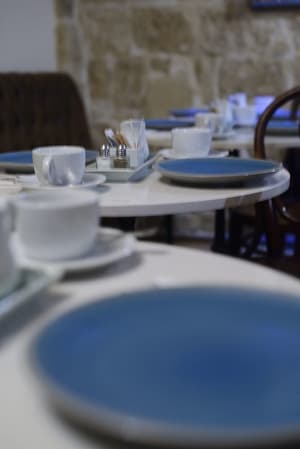 thumbnail: Breakfast area