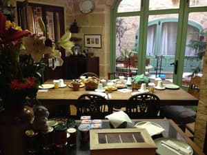 thumbnail: Dining