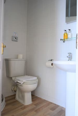 thumbnail: Bathroom