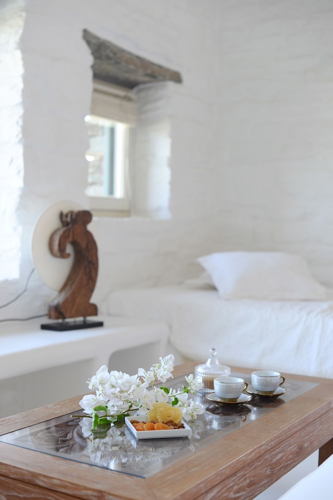Room service - dining