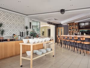 thumbnail: Breakfast buffet