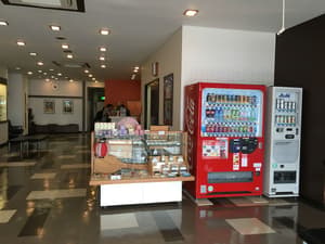 thumbnail: Interior entrance