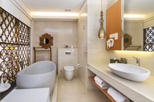 thumbnail: Bathroom