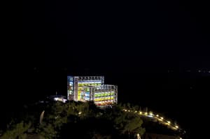 thumbnail: Exterior