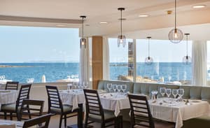 thumbnail: Restaurant