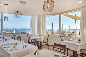 thumbnail: Restaurant