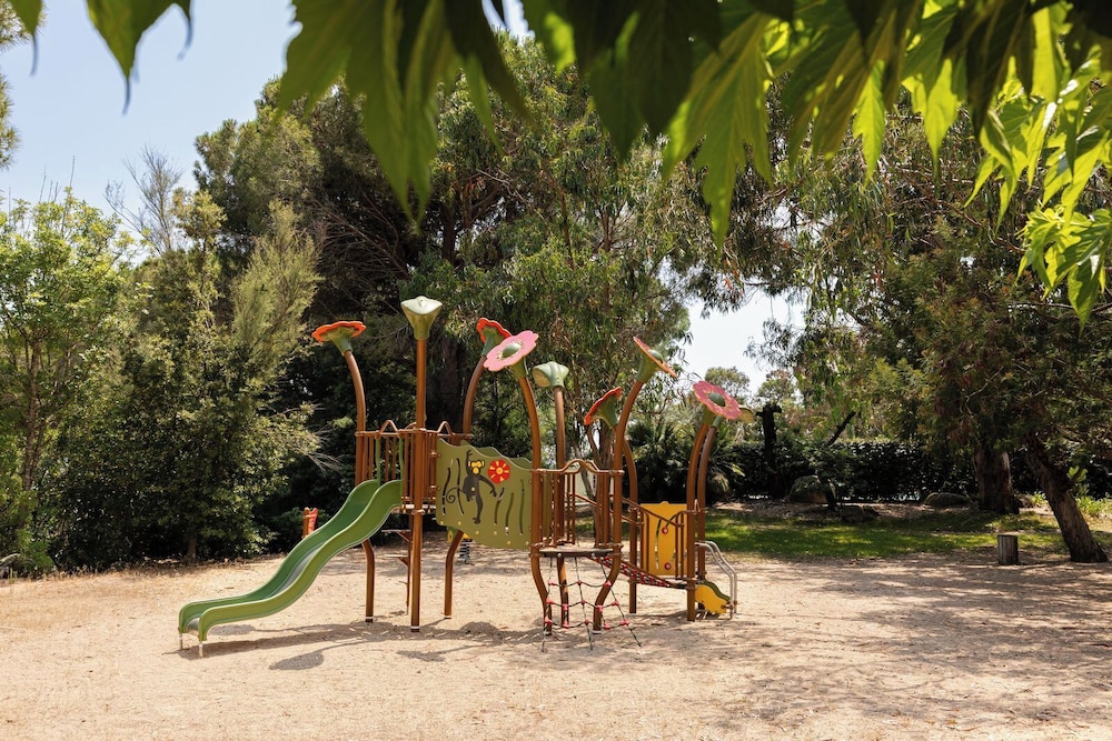 Children's play area - outdoor