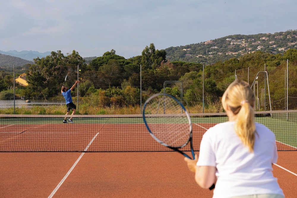 Tennis court