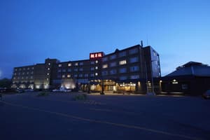thumbnail: Front of property - evening/night