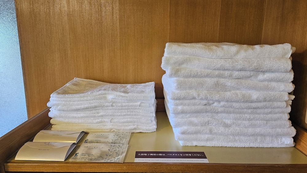 Room amenity