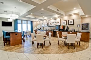 thumbnail: Breakfast area