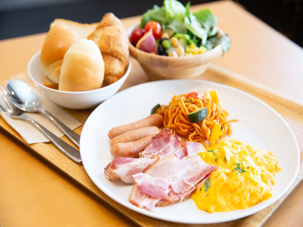 Breakfast meal