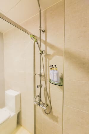 thumbnail: Bathroom shower