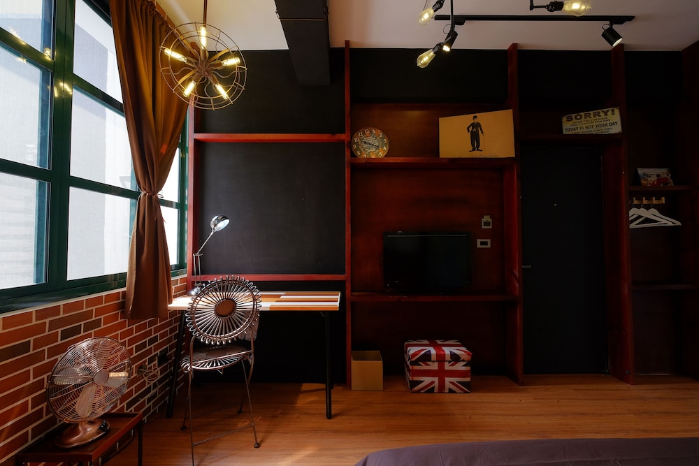 In-room business center