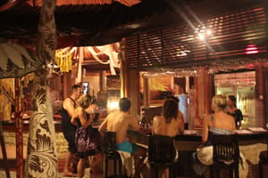 thumbnail: Bar (on property)