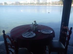 thumbnail: Restaurant