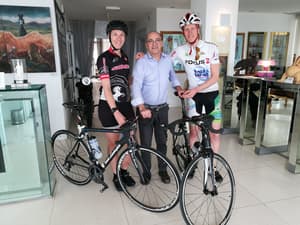 thumbnail: Bicycling