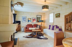 thumbnail: Living area