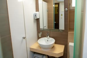 thumbnail: Bathroom