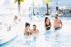 thumbnail: Infinity pool