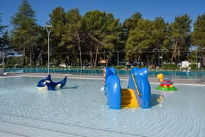 thumbnail: Outdoor pool