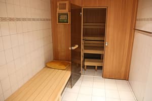 thumbnail: Steam room