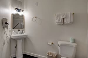 thumbnail: Bathroom