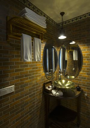 thumbnail: Bathroom