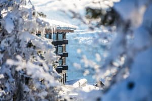 thumbnail: Exterior detail