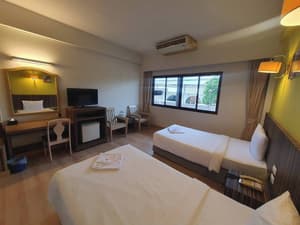 thumbnail: Room