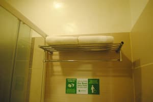 thumbnail: Bathroom amenities
