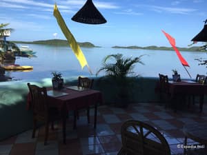 thumbnail: Dining