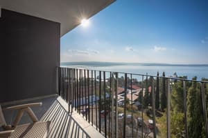 thumbnail: Balcony view
