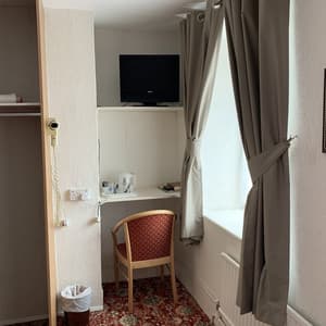 thumbnail: Room