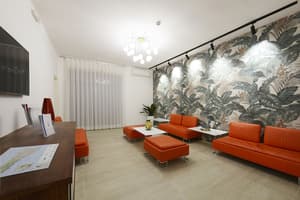 thumbnail: Lobby sitting area