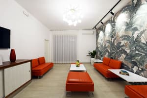thumbnail: Lobby sitting area