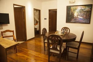 thumbnail: In-room dining