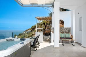 thumbnail: Balcony