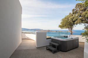 thumbnail: Terrace/patio