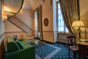 thumbnail: Interior