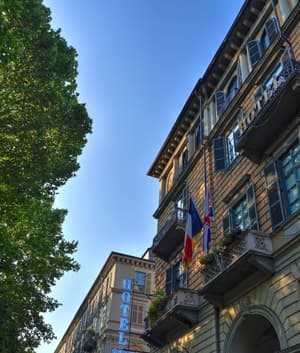 thumbnail: Exterior